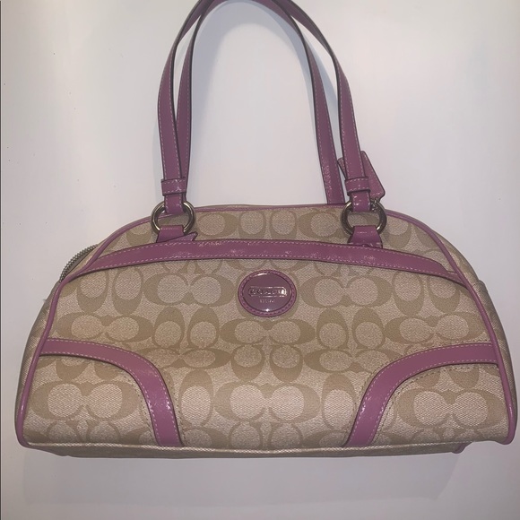 Classic Coach Purse - Picture 2 of 5